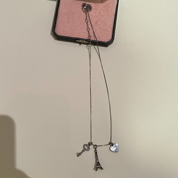 Vintage Juicy Couture Silver Eiffel Tower Necklace - Picture 7 of 8